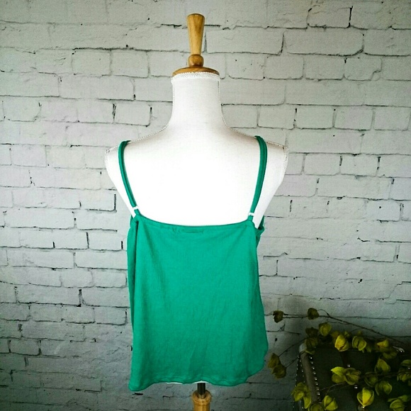 NWOT Love & Let Love bow front sleeveless top - Picture 3 of 6